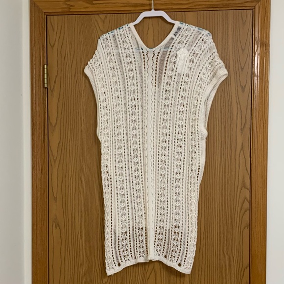 White Crochet Sleeveless Cover-Up/Duster - Picture 2 of 3